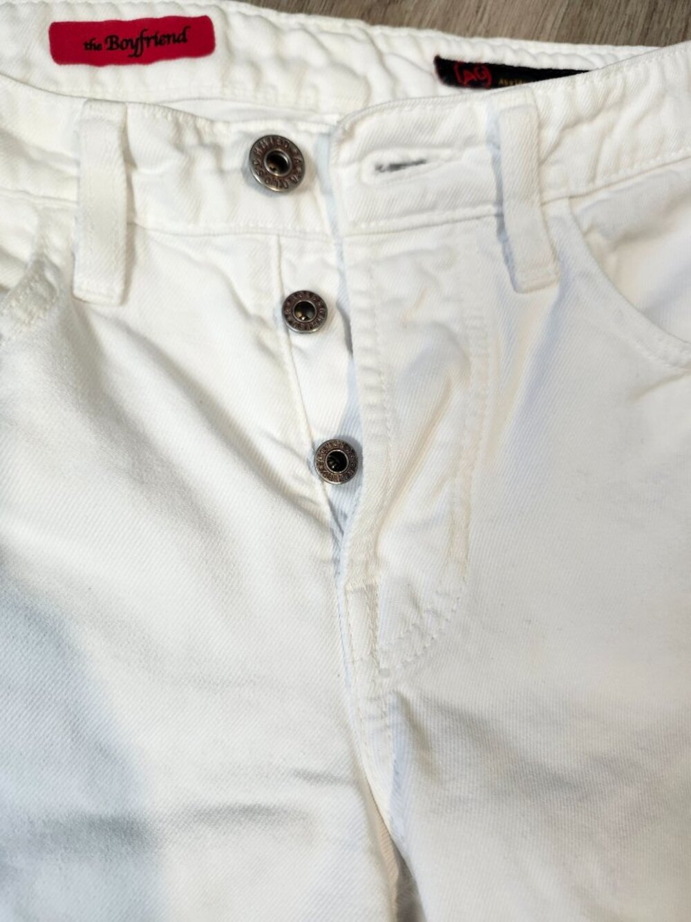 AG Adriano Goldschmied White Boyfriend Bermuda Shorts size 28 - Picture 3 of 11